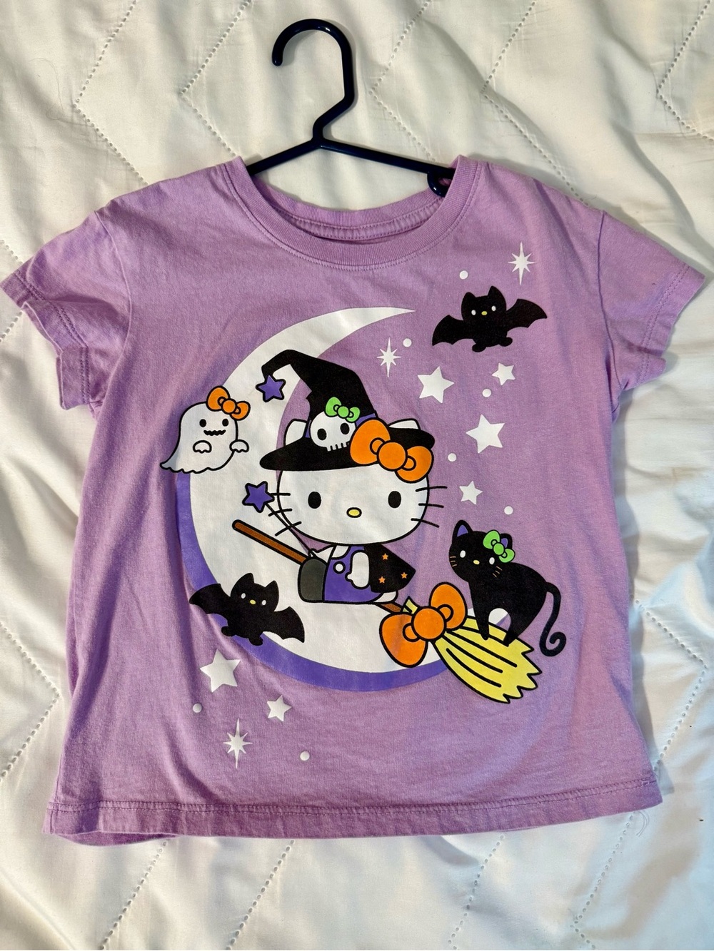Hello Kitty Purple Halloween Witch T-Shirt